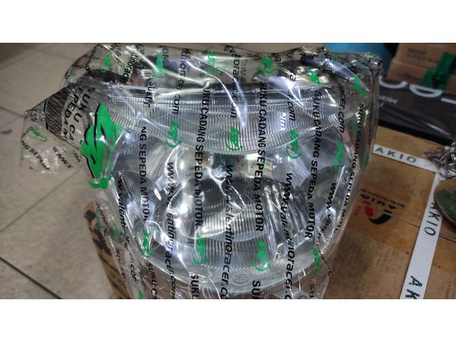 Reflektor Lampu Depan Mio J