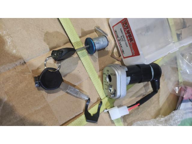 Blade Old Kunci Kontak Set Merk YSR