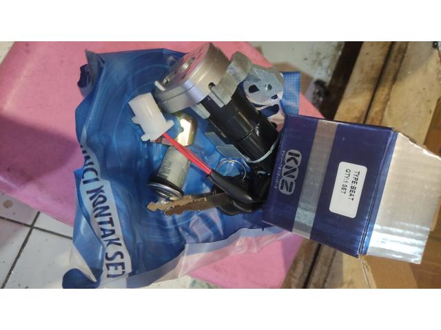 Kunci Kontak Set Beat Karbu Merk KNZ