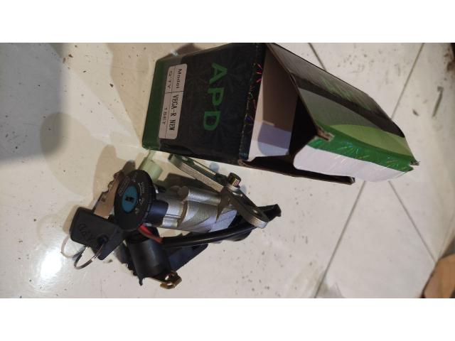 Vega R New Kunci Kontak Set Merk APD