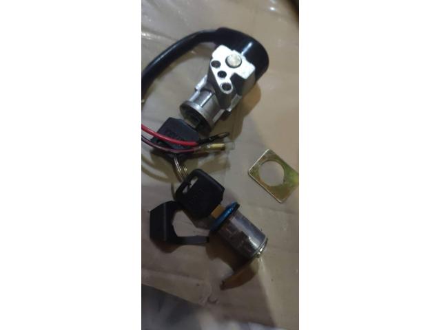 Kunci Kontak Set Karisma