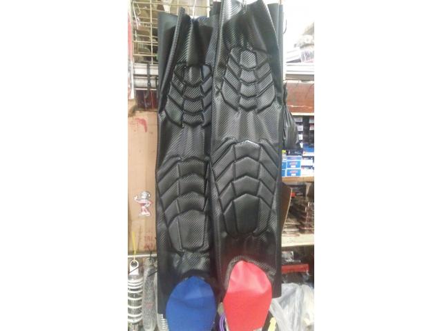 Sarung Jok Motor Motif Six Pack