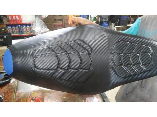 Sarung Jok Motor Motif Six Pack