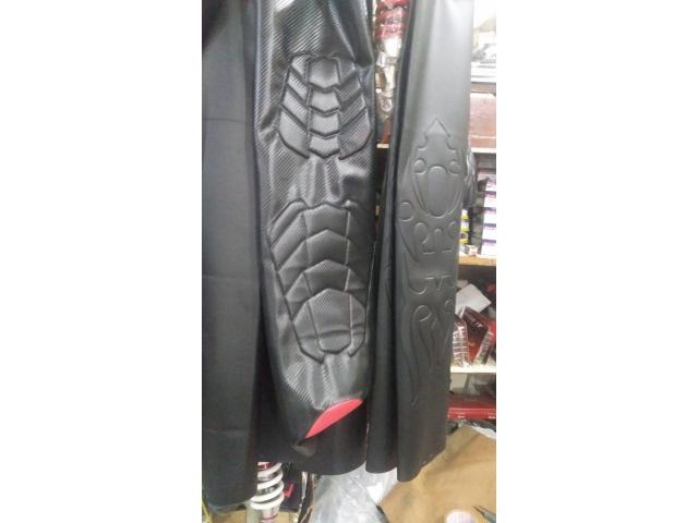 Sarung Jok Motor Motif Six Pack