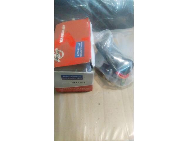 Kunci Kontak Set Smash