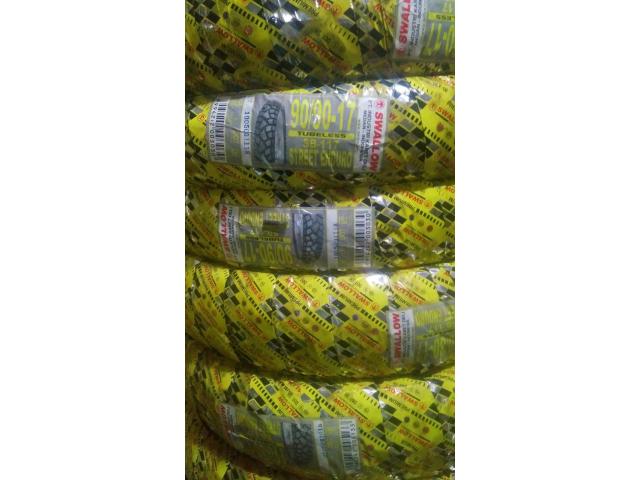 90/90 - 17 Swallow Street Enduro Ban Luar