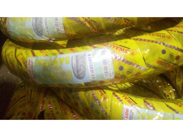 80/90-17 Swallow Samurai Ban Luar