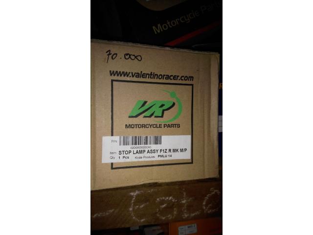 Lampu Belakang FIZ R