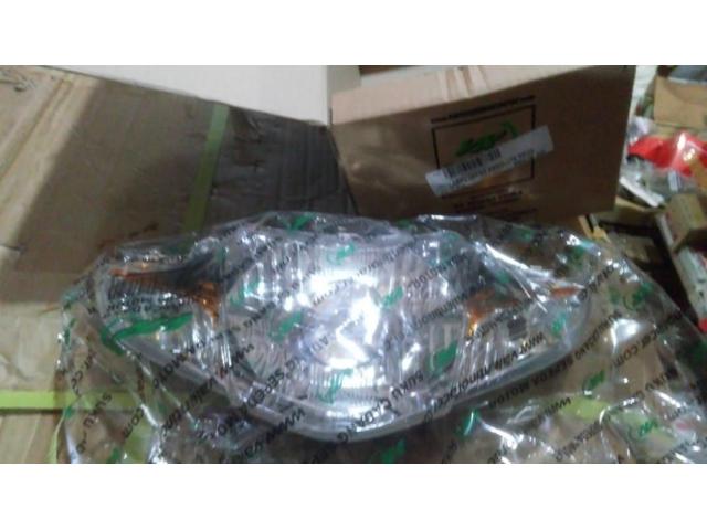 Lampu Depan Revo Absolute