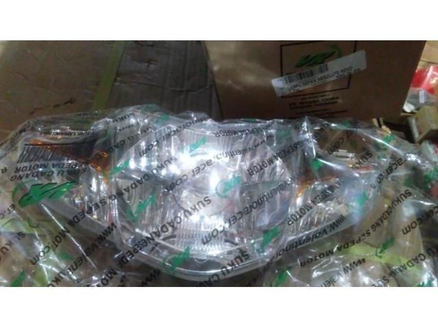 Lampu Depan Revo Absolute