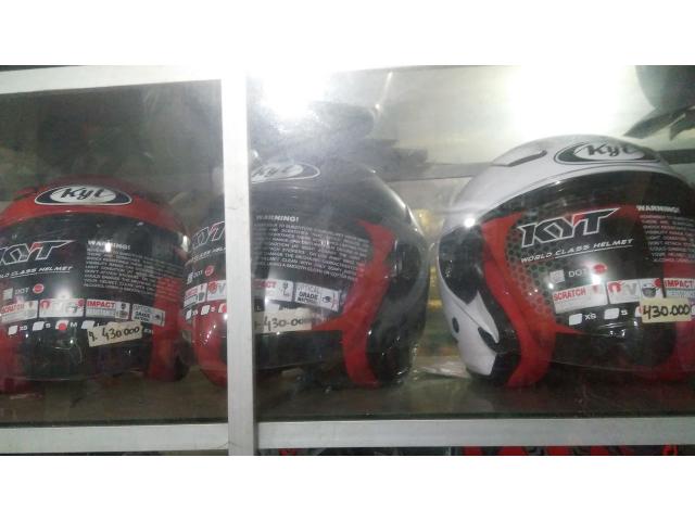 Helm KYT